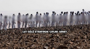 ABD'li Sanatçıdan İklim Krizine 'Çırılçıplak' Tepki