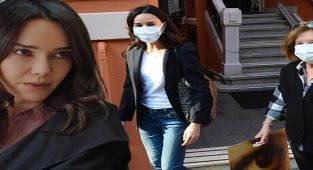Hande Ataizi annesini kontrole götürdü