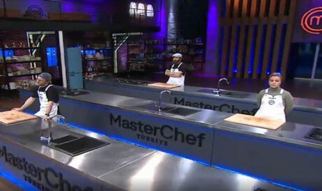 MasterChef'te üçüncü finalist kim oldu: Dilara mı, Eren mi, Tahsin mi? MasterChef'te üçüncü ceketin sahibi...