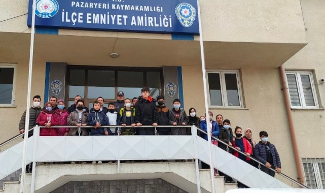 Bilecik Pazaryeri'nde öğrencilerden 10 Nisan ziyareti