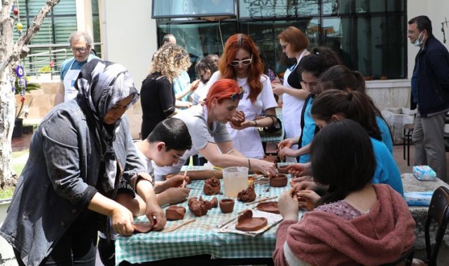 İzmir Ödemiş'te seramik çalıştayı