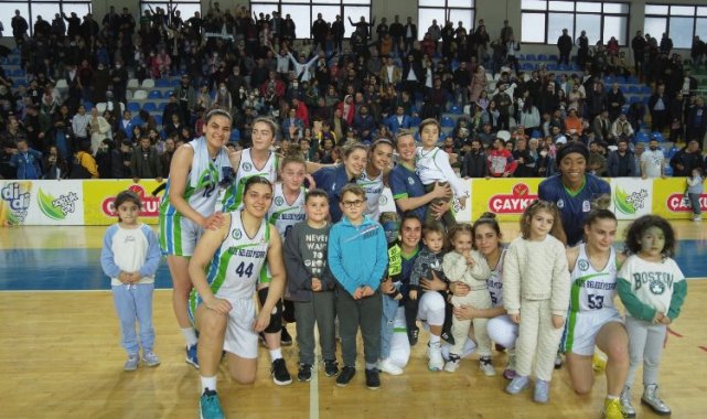 Rize Belediyespor Kadın Basketbol takımının şampiyonluğuna bir adım kaldı