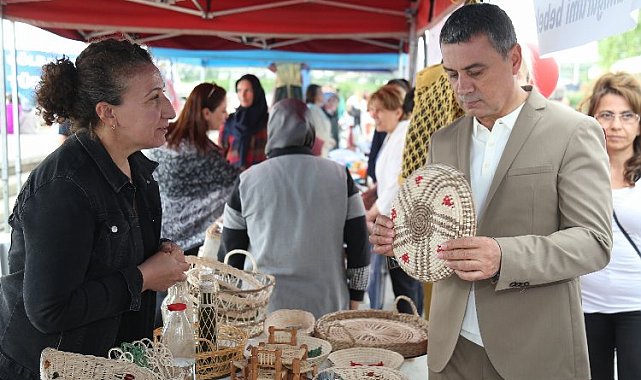 Ankara'da kadınların el emekleri Gölbaşı'da sergilendi
