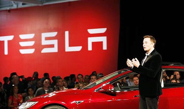 Oto-Pilot Arabalarda En Çok Kazaya Tesla Karıştı