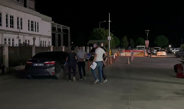 Adıyaman'da şüpheli araca uyuşturucu baskını
