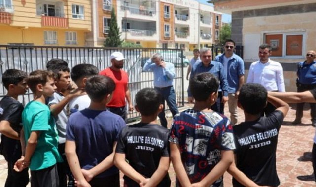 Beyazgül gençleri yüzme havuzlarına davet etti
