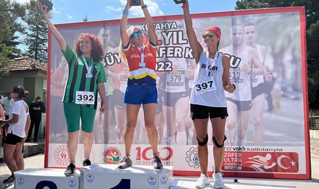 İnegöl Belediyespor iki branşta zirveye yürüdü