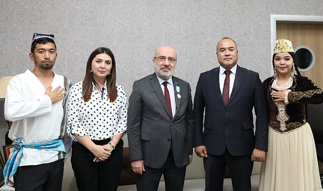 TÜRKSOY Heyetinden Kayseri Üniversitesi'ne ziyaret