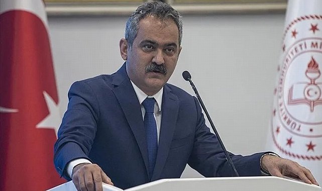 Bakan Özer: "Okullar ile veliler arasındaki para ilişkisi ortadan kaldırıldı"