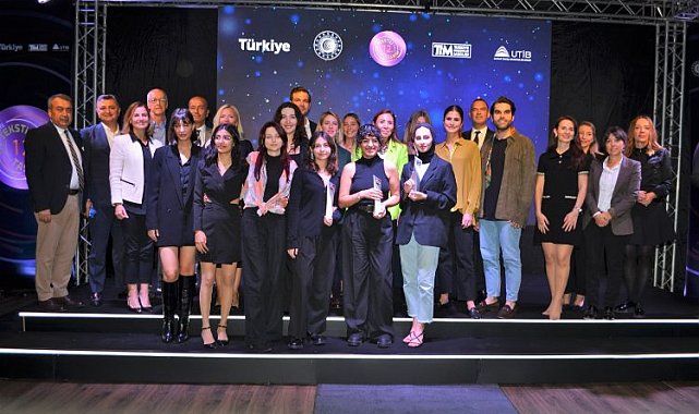 Ev Tekstili'nin yıldızları ödüllerine kavuştu