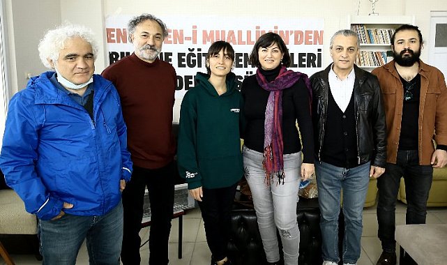 Bursa'da Yenişehir Eğitim Sen'den 'sosyalist' tartışma