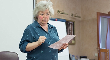 Elena Kolmanovskaya Kimdir?