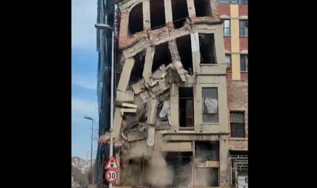Beyoğlu'nda çöken bina ile ilgili İBB'den isyan
