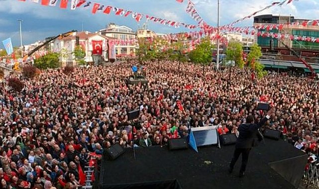 Yalova'da İmamoğlu'na sevgi seli