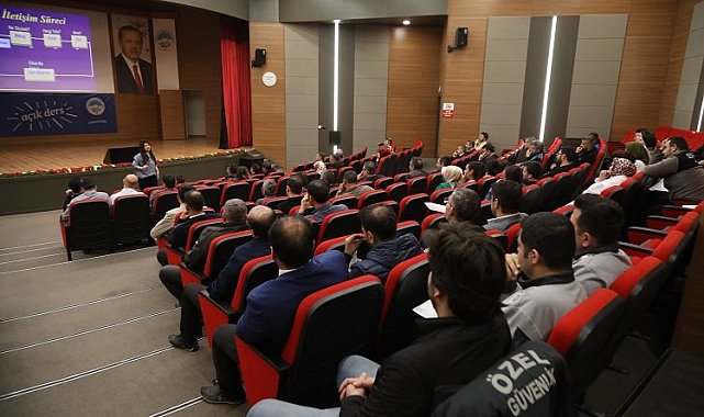 Kayseri Melikgazi personeline iletişim semineri