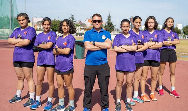 "Kır Çiçekleri" başarıya doymuyor