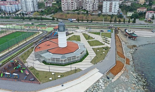 Rize'de 'Deniz Feneri' sonunda yandı