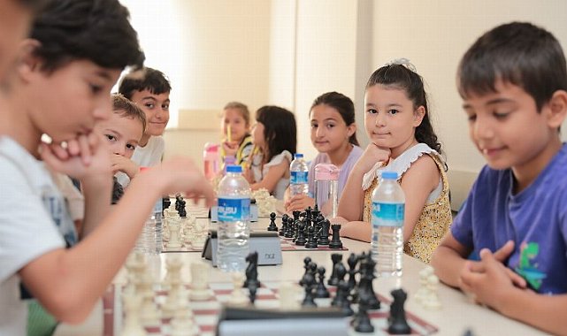 Aliağa Belediyesi Satranç Kulübü'nden yıl sonu turnuvası