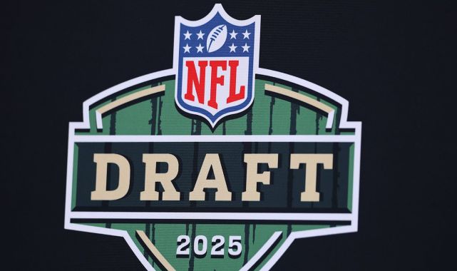 NFL Draft star reveals his mom is on life support