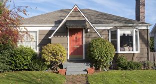 Sellers so want to unload their homes they're paying buyers' fees