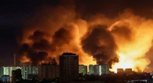 Kyiv suffers night of hell with explosions and apocalyptic fires