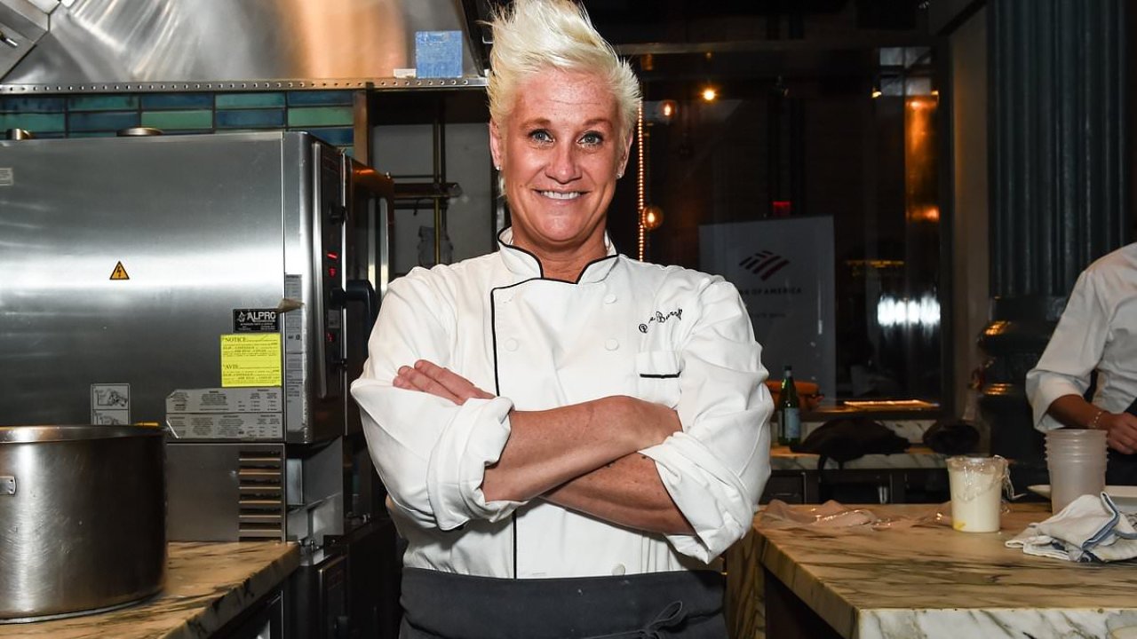 Anne Burrell's final season of Worst Cooks In America gets premiere