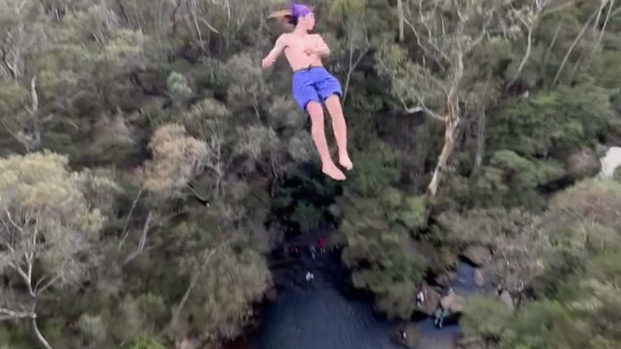 Aussie's world record 'death dive' attempt goes horribly wrong