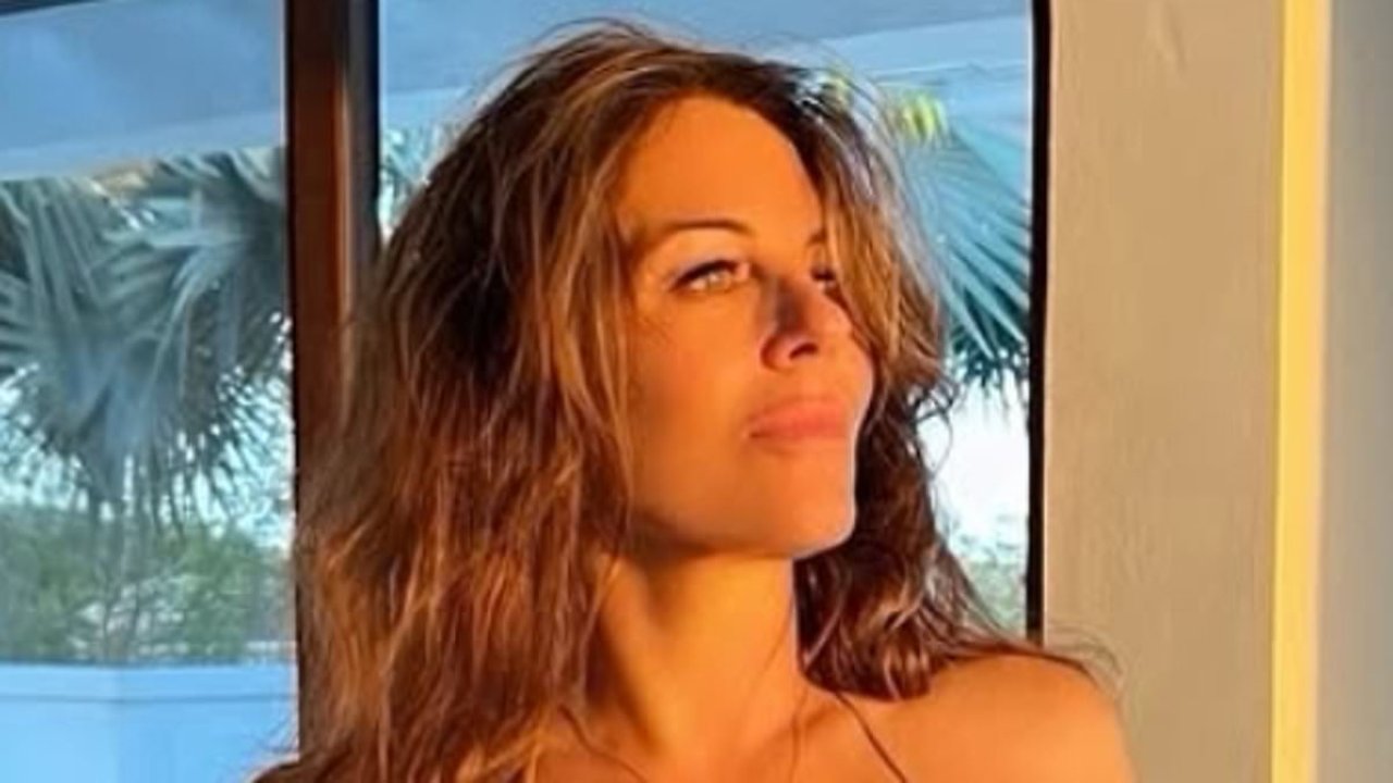 Elizabeth Hurley, 60, shows off jaw-dropping figure in a skimpy bikini