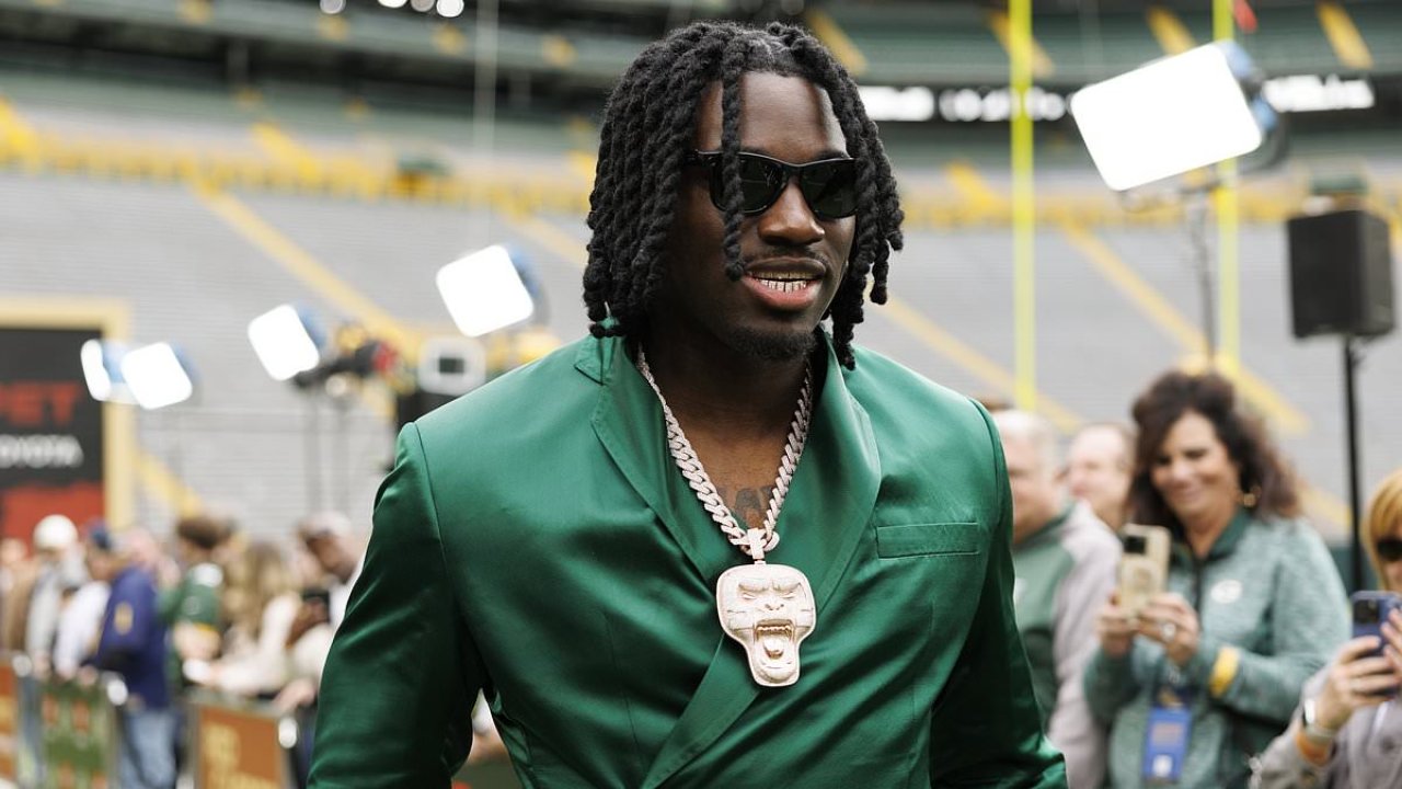 NFL team ends contract standoff as rookie agrees to $18.9M deal
