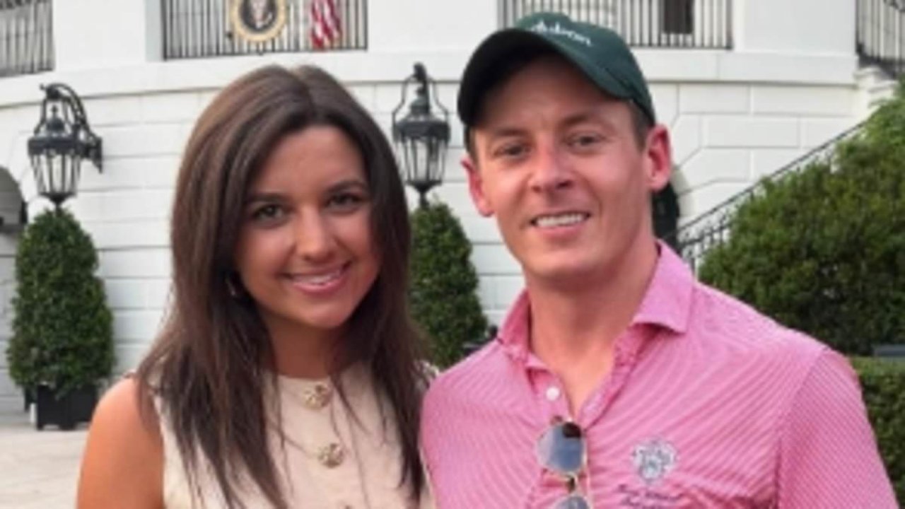 Congressional aide caught in scandal: Hired girlfriend, fired whistleblower (ABD Kongresi'nde skandal)