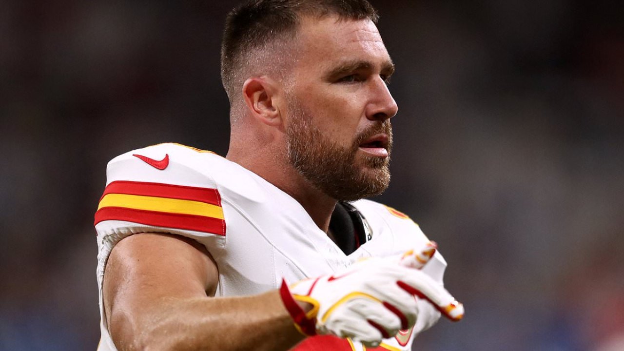 Travis Kelce opens up on anguish at hurting teammate Xavier Worthy