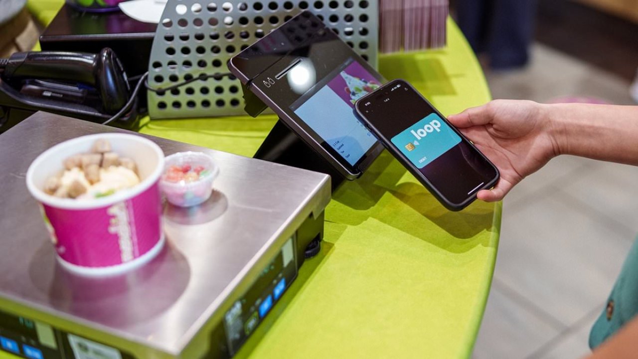 Froyo customers rage after being asked to tip on self-served dessert
