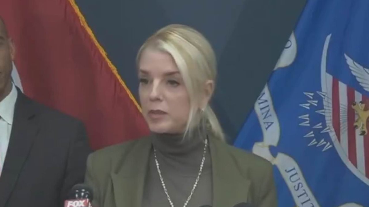 Pam Bondi's blunt after beauty queen prosecutor indictments thrown out