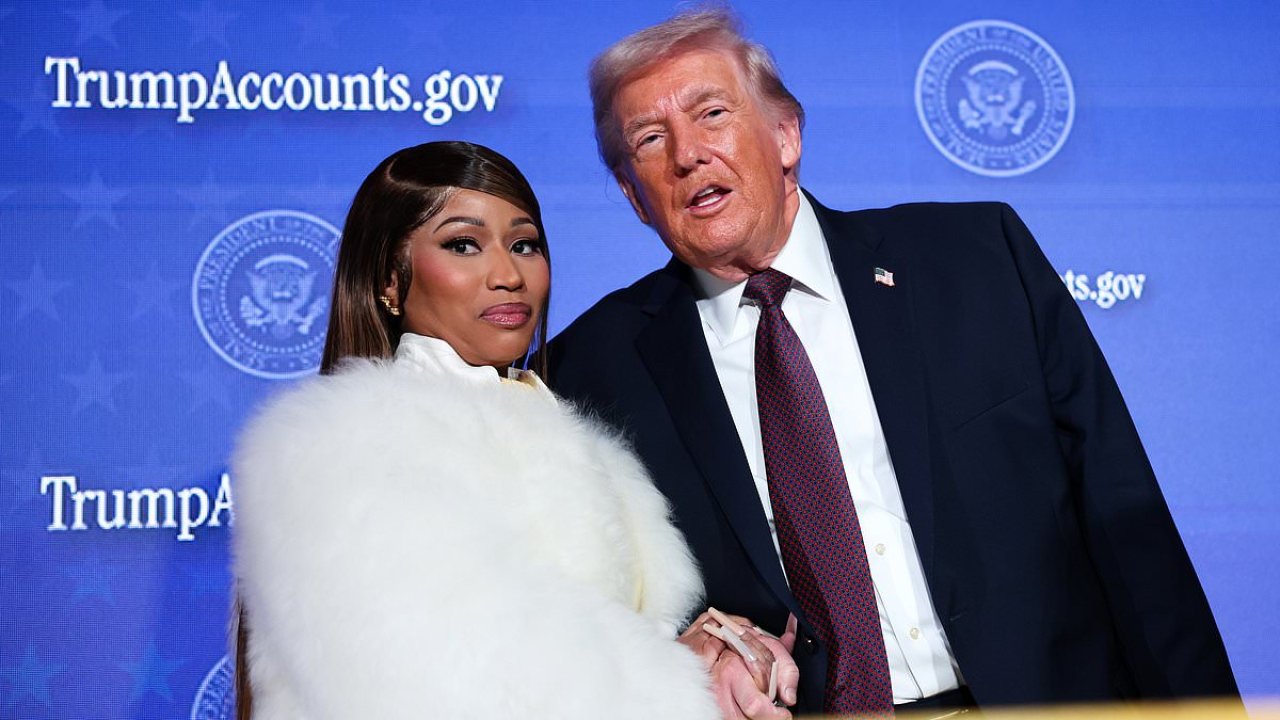 Nicki Minaj shakes Trump's hand after gushing she's his No.1 fan