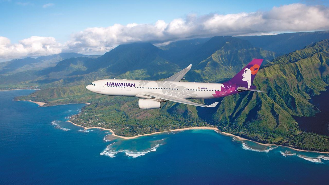 Strange changes in the air above Hawaii spark fears of planes plunging