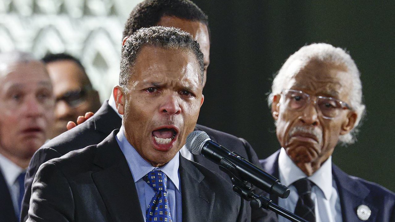 Jesse Jackson Jr. lashes out at Obama, Biden bashing Trump at memorial