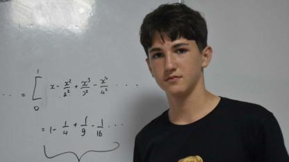 14 Yaşındaki Doruk, Matematikte Dünya Birincisi Oldu