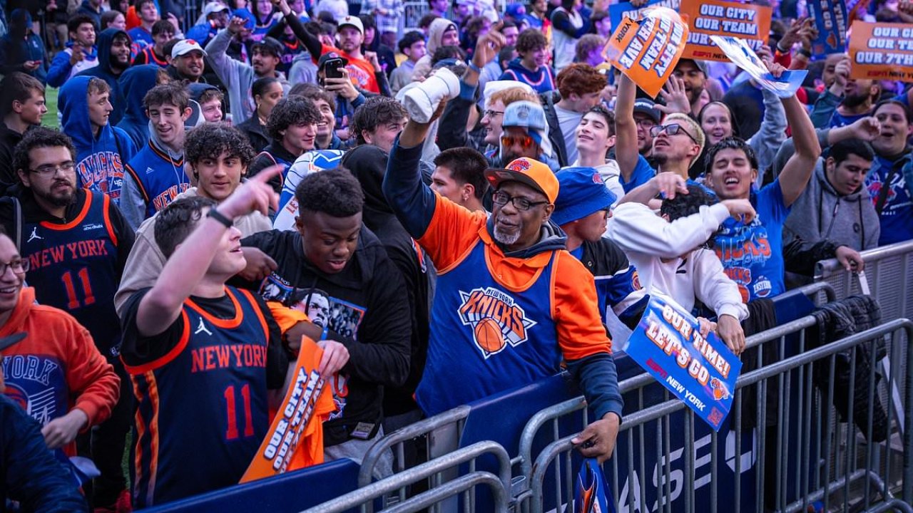 Sixers' desperate move to stop Knicks fans swarming arena in playoffs