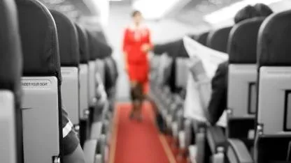 Havacılık sektöründe bir ilk! Hosteslere bahşiş verme dönemi başladı