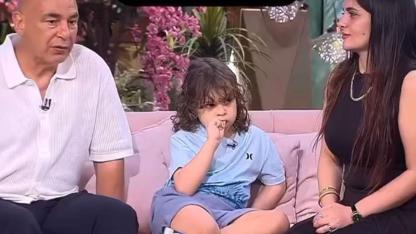 Kadın Sunucuya Bakınca Eşi Affetmedi: Canlı Yayında Şok Hamle!