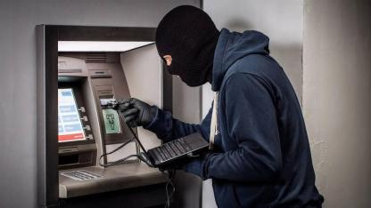 FBI duyurdu! ABD'de ATM’lerden 529 bin dolar nasıl çalındı?