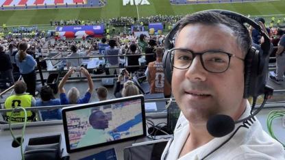 TRT spikerinden Trump'a olay gönderme! Dünya bu sözleri konuşuyor