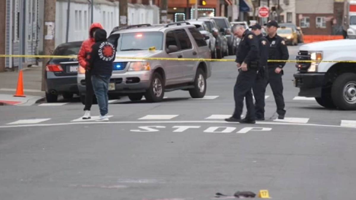 Jersey City'de silahlı saldırı paniği: İki kişi vuruldu